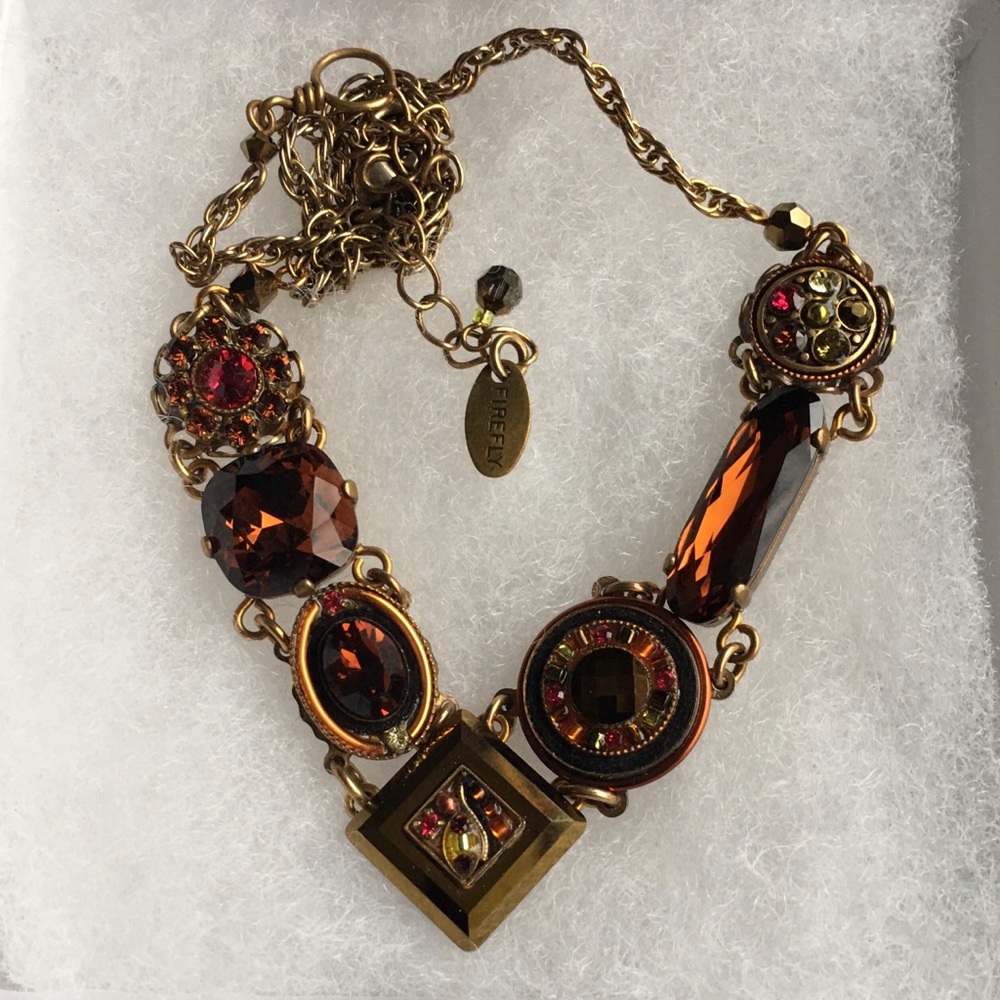 Firefly (Trademark) V Necklace